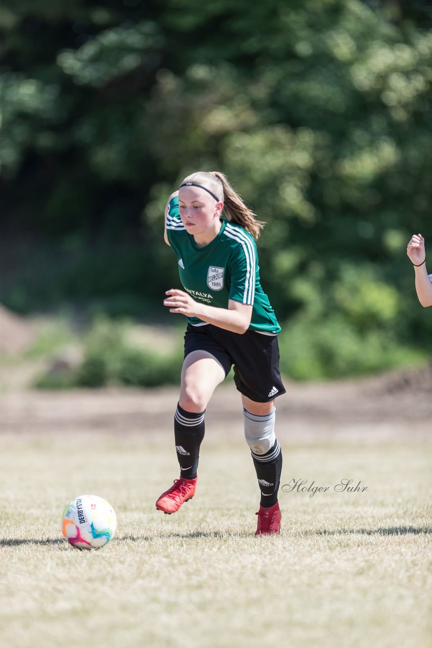 Bild 163 - wBJ TuRa Meldorf/Buesum - JFV Luebeck : Ergebnis: 1:0